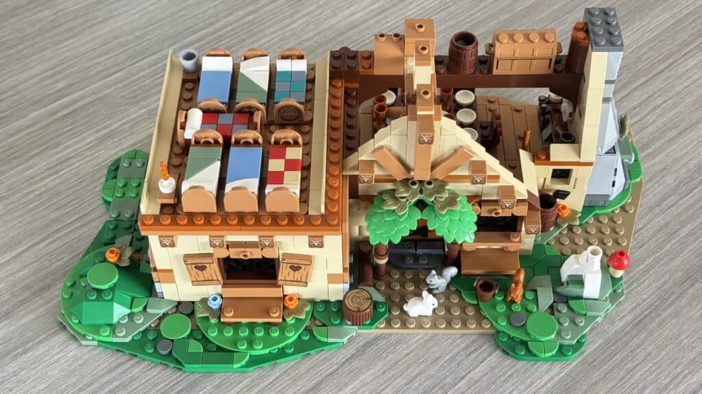 lego disney 43242 snow white and the seven dwarfs' 17