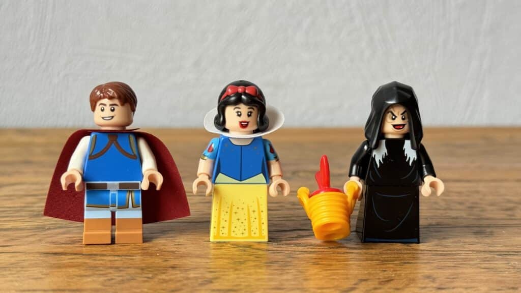 lego disney 43242 snow white and the seven dwarfs' 23