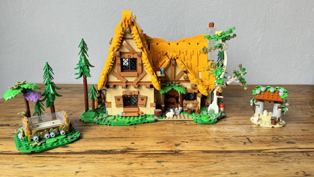 lego disney 43242 snow white and the seven dwarfs' 38