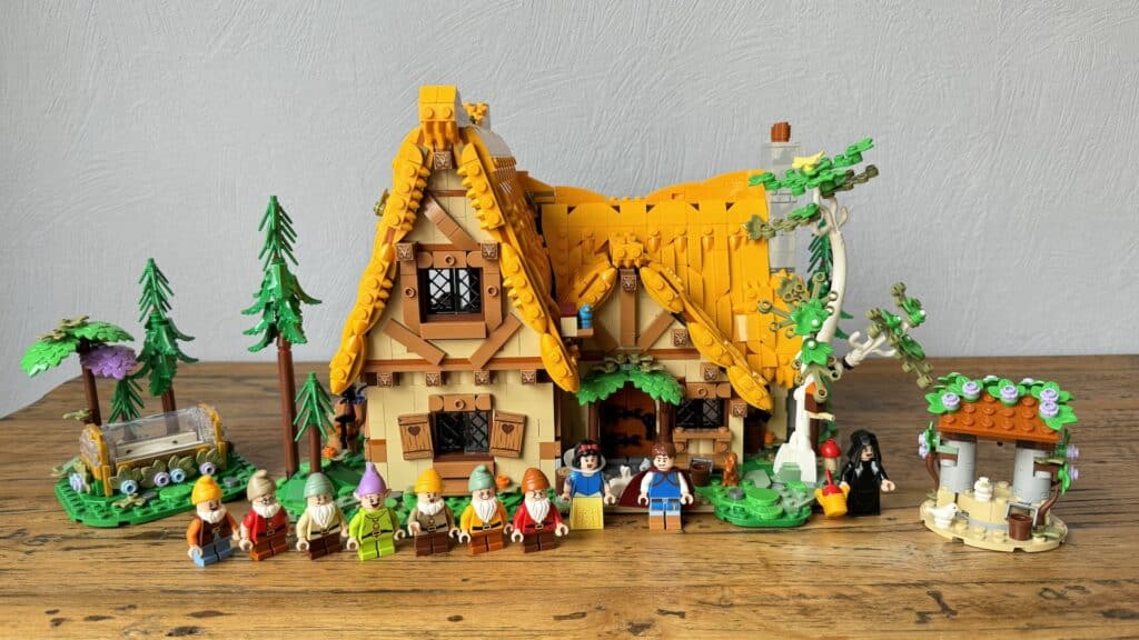 lego disney 43242 snow white and the seven dwarfs' 39
