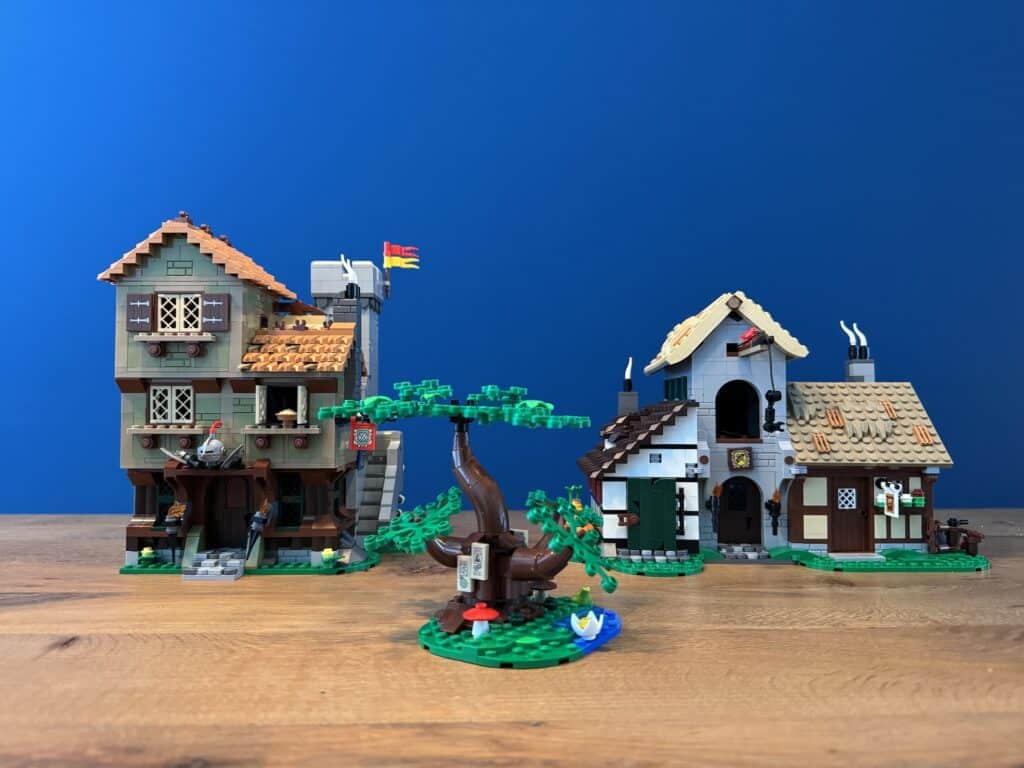 lego icons 10332 medieval town square00014