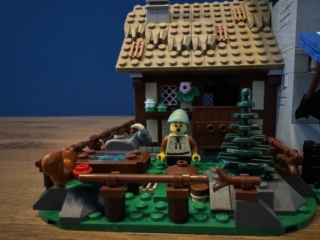 lego icons 10332 medieval town square00031