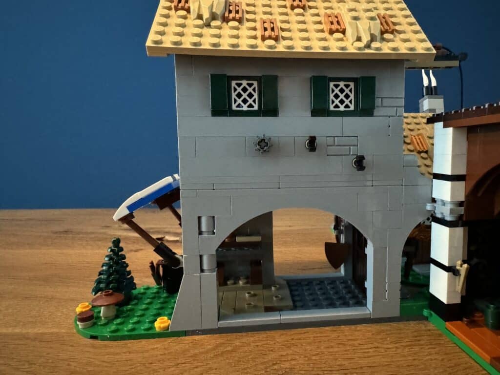 lego icons 10332 medieval town square00078