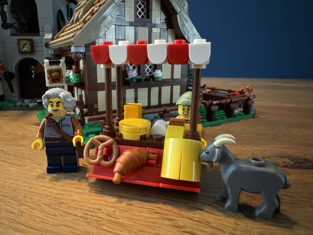 lego icons 10332 medieval town square00089