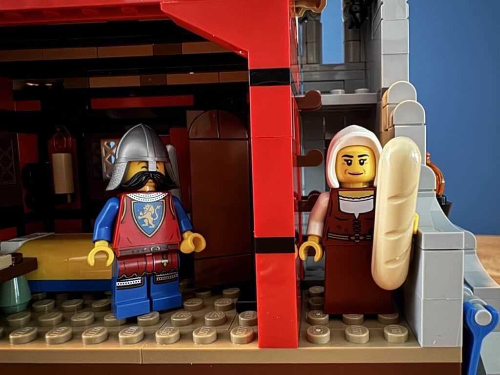 lego icons 10332 medieval town square00111