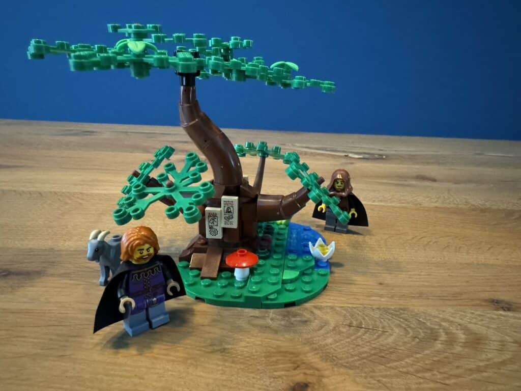 lego icons 10332 medieval town square00118