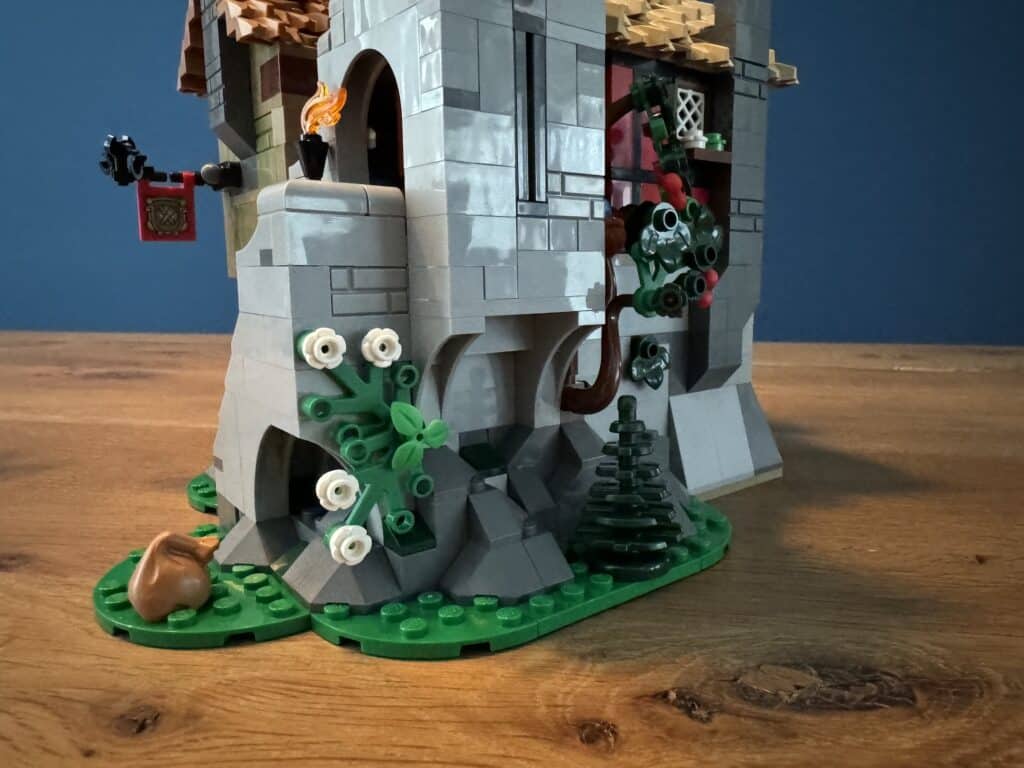 lego icons 10332 medieval town square00123