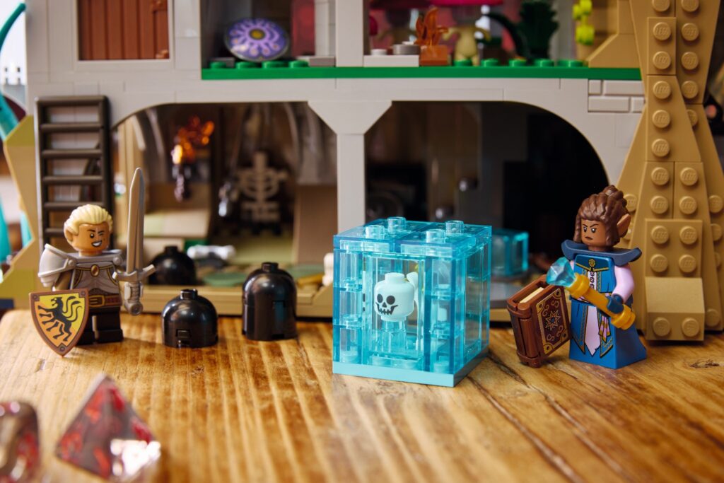 lego ideas 21348 dungeons & dragons red dragon’s tale lifestyle (6)