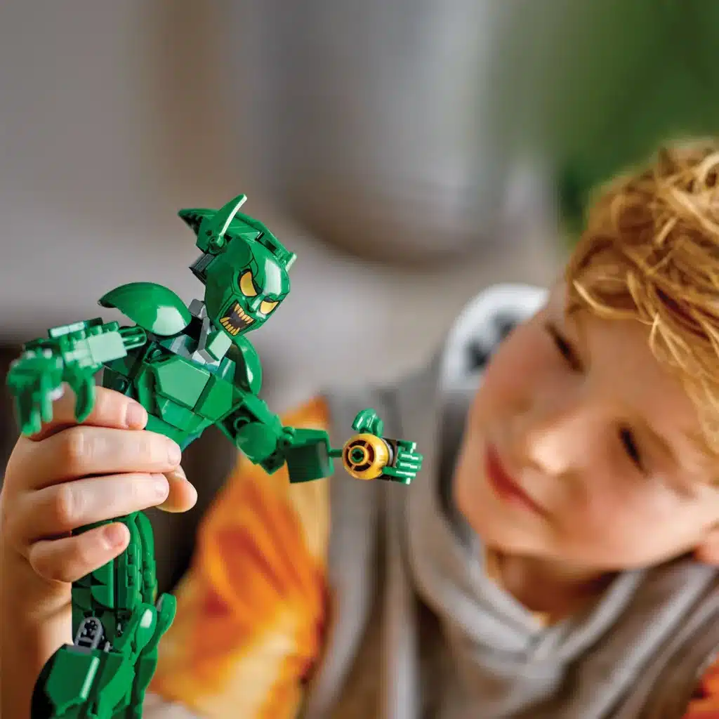 lego marvel 76284 green goblin construction figure (3)