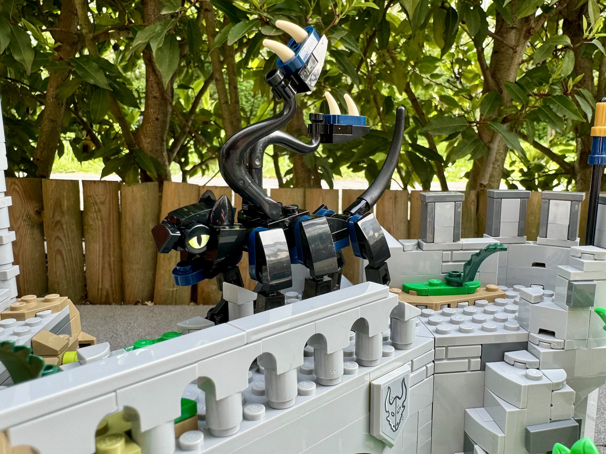 lego 21348 dungeon's and dragons red dragon's tale00026
