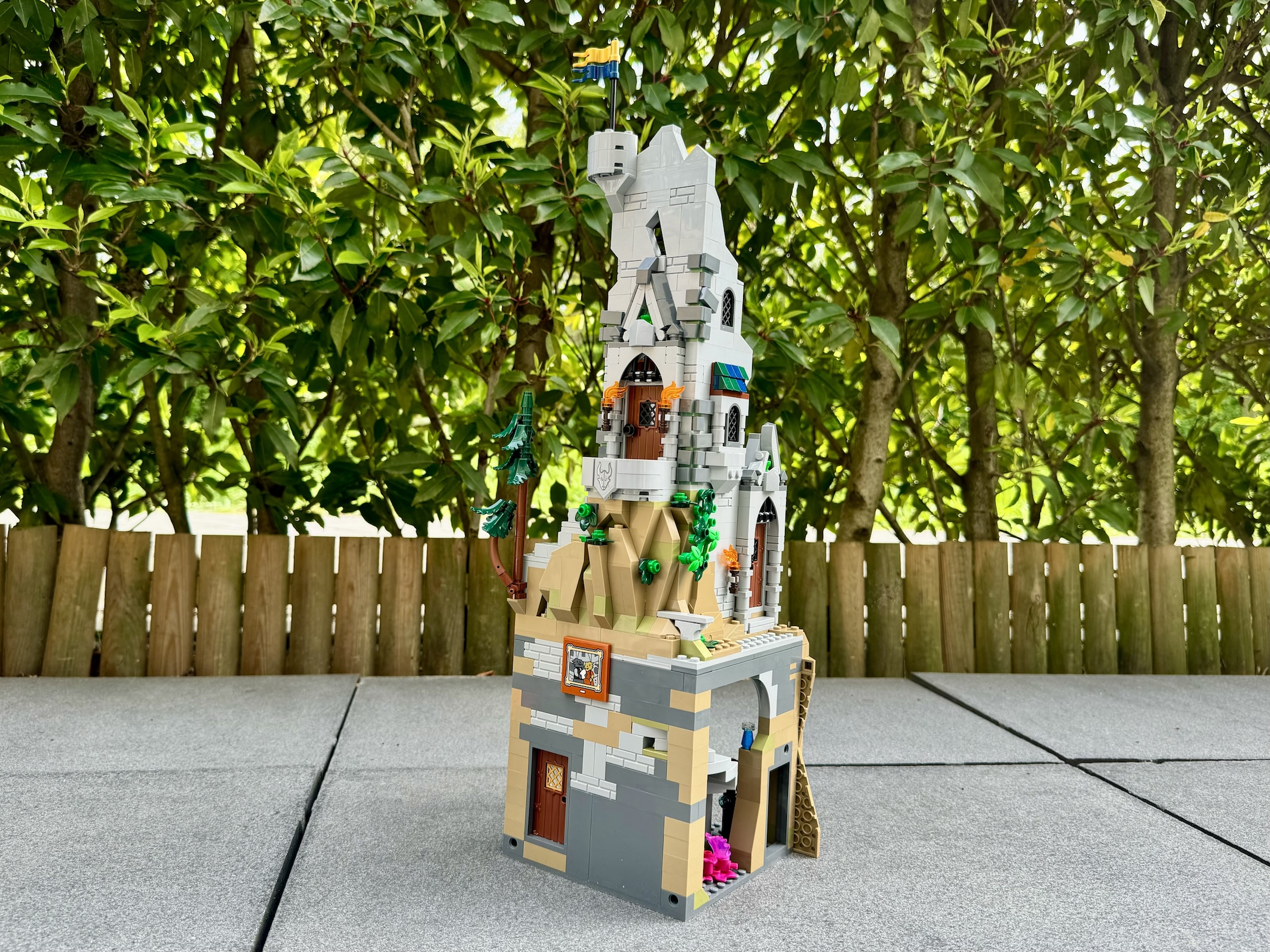 lego 21348 dungeon's and dragons red dragon's tale00039