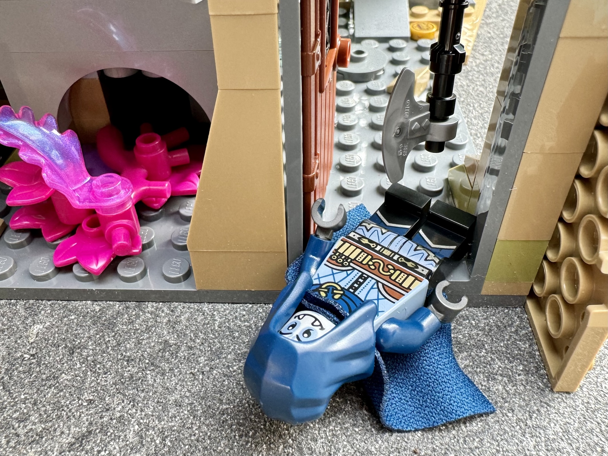 lego 21348 dungeon's and dragons red dragon's tale00058