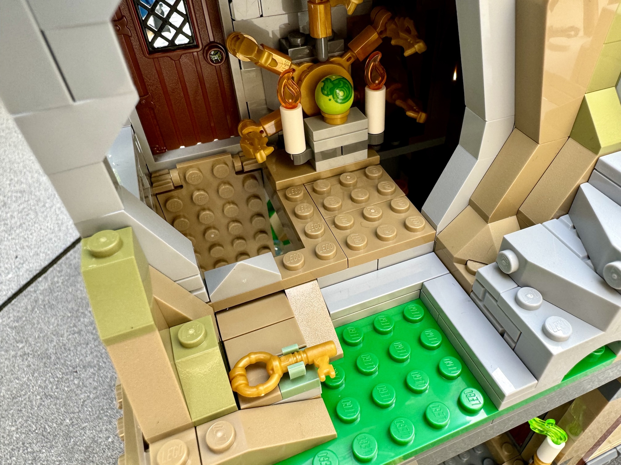lego 21348 dungeon's and dragons red dragon's tale00090