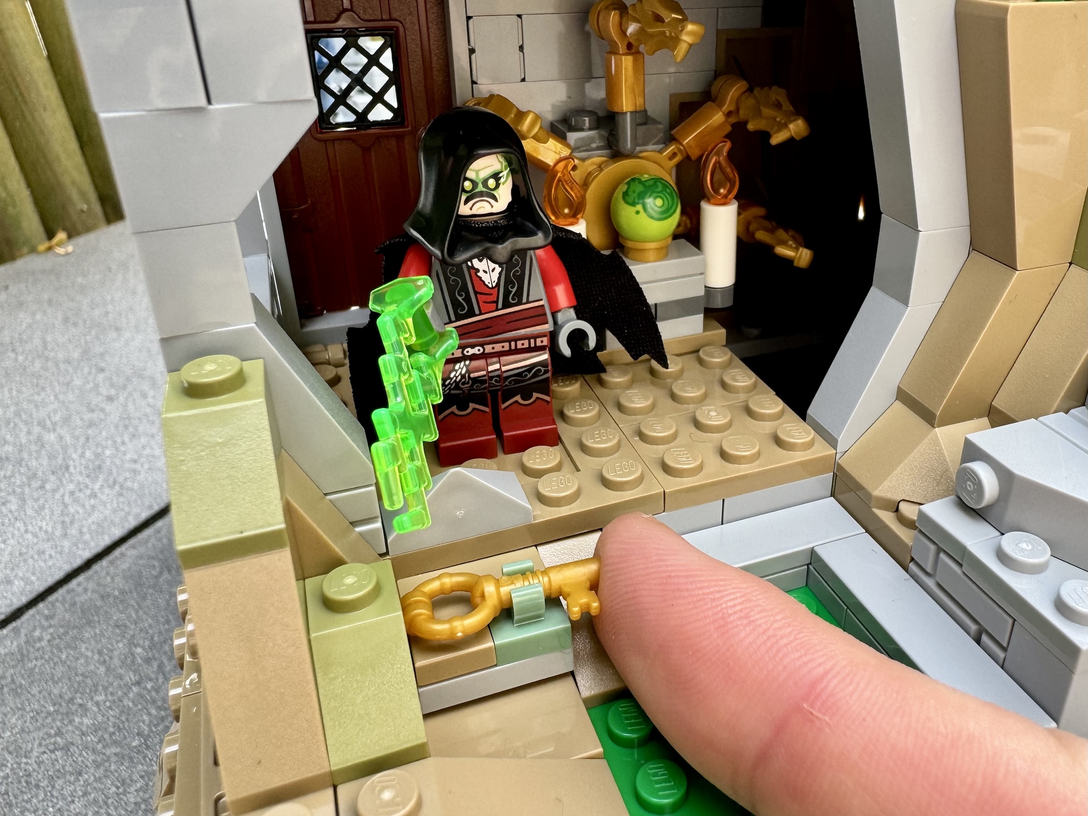 lego 21348 dungeon's and dragons red dragon's tale00091