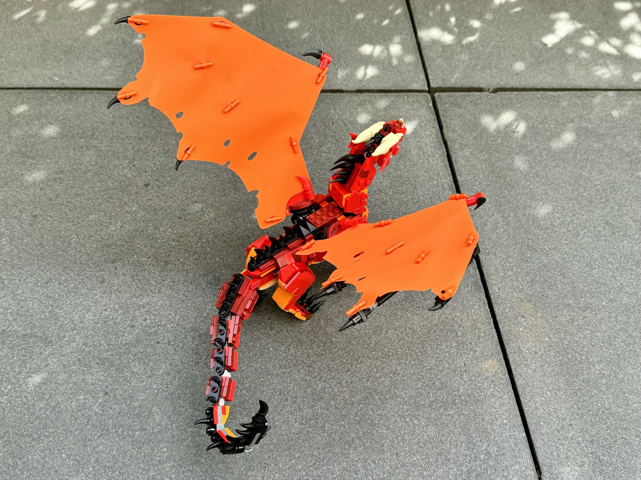 lego 21348 dungeon's and dragons red dragon's tale00141
