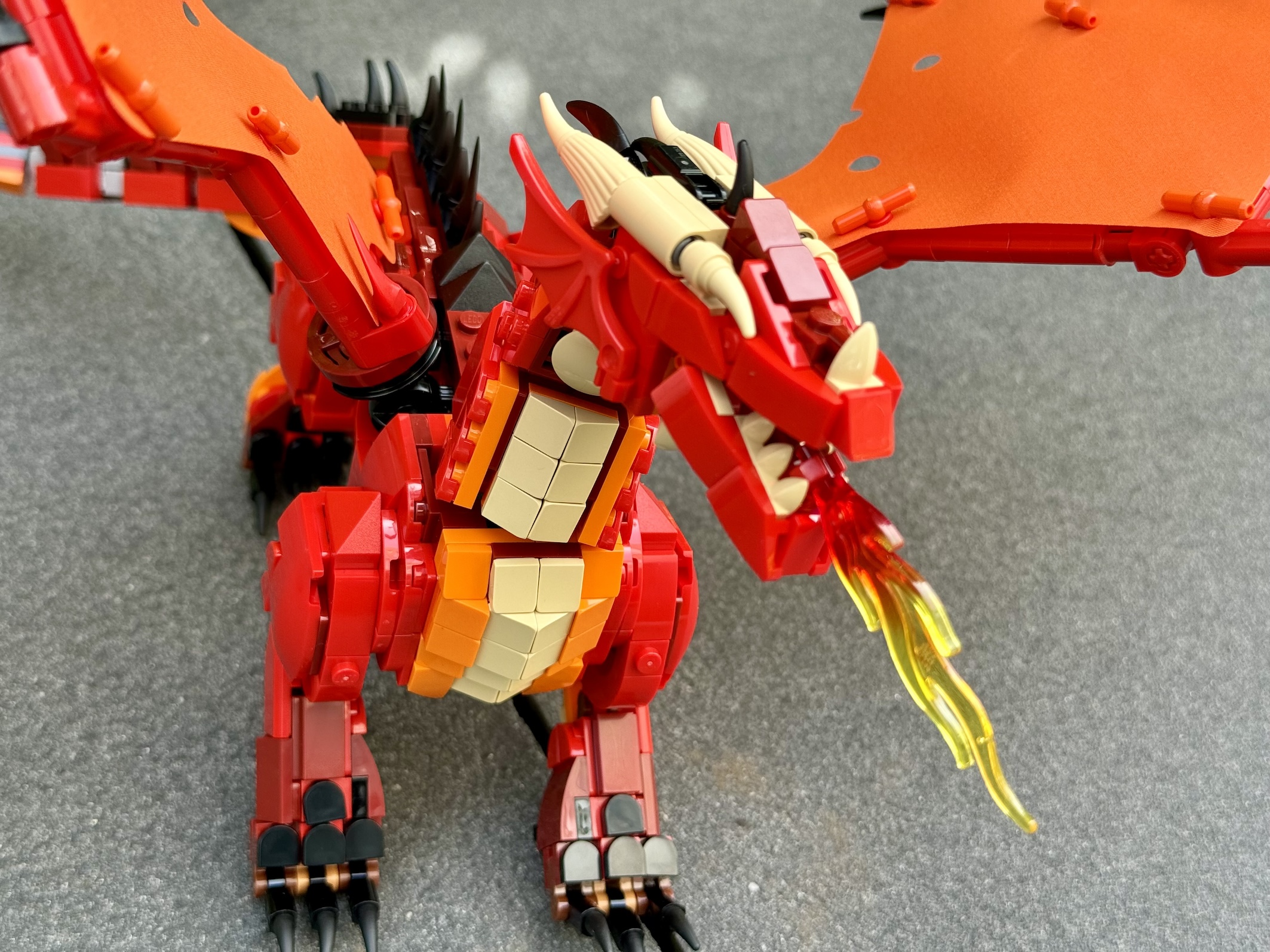 lego 21348 dungeon's and dragons red dragon's tale00146
