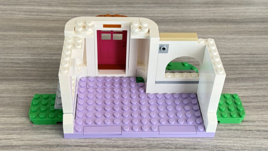 lego animal crossing 77050 nook's cranny & rosie's house4