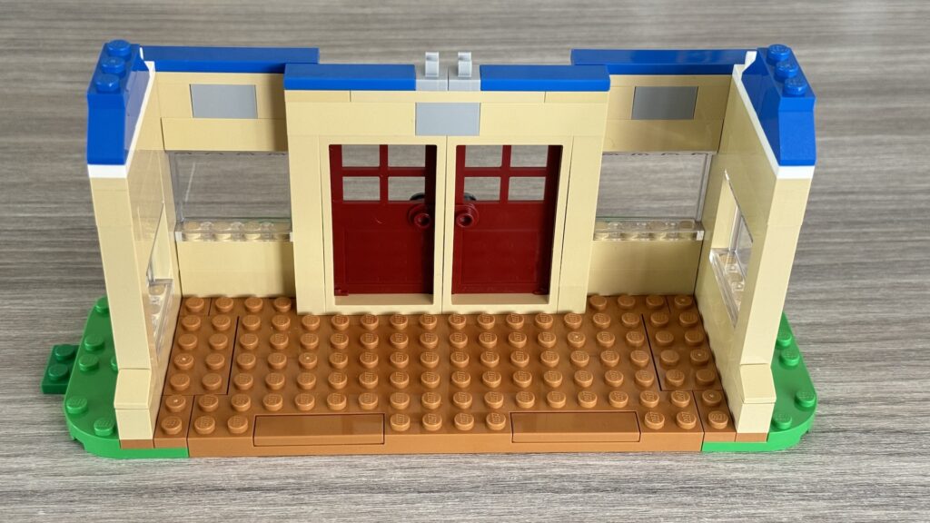 lego animal crossing 77050 nook's cranny & rosie's house9