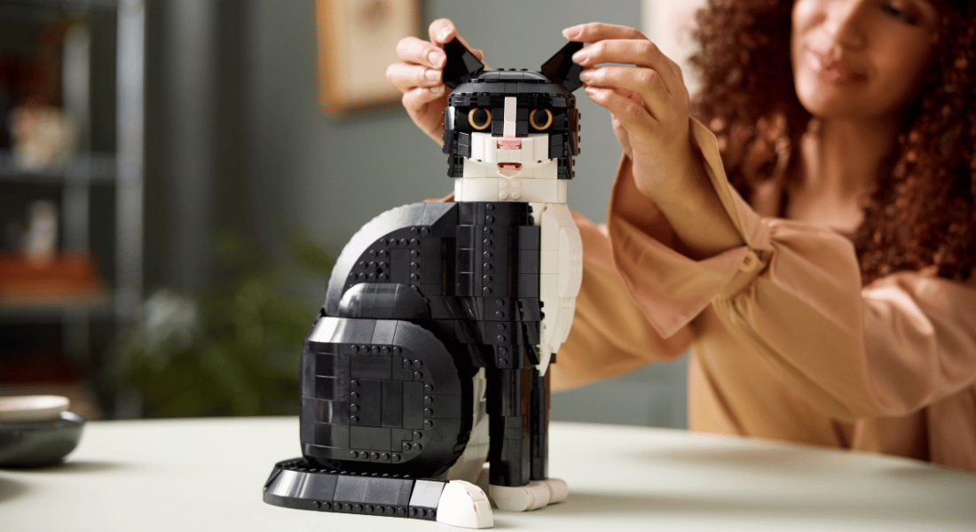 LEGO Ideas 21349 Tuxedo Cat – vanaf nu te adopteren
