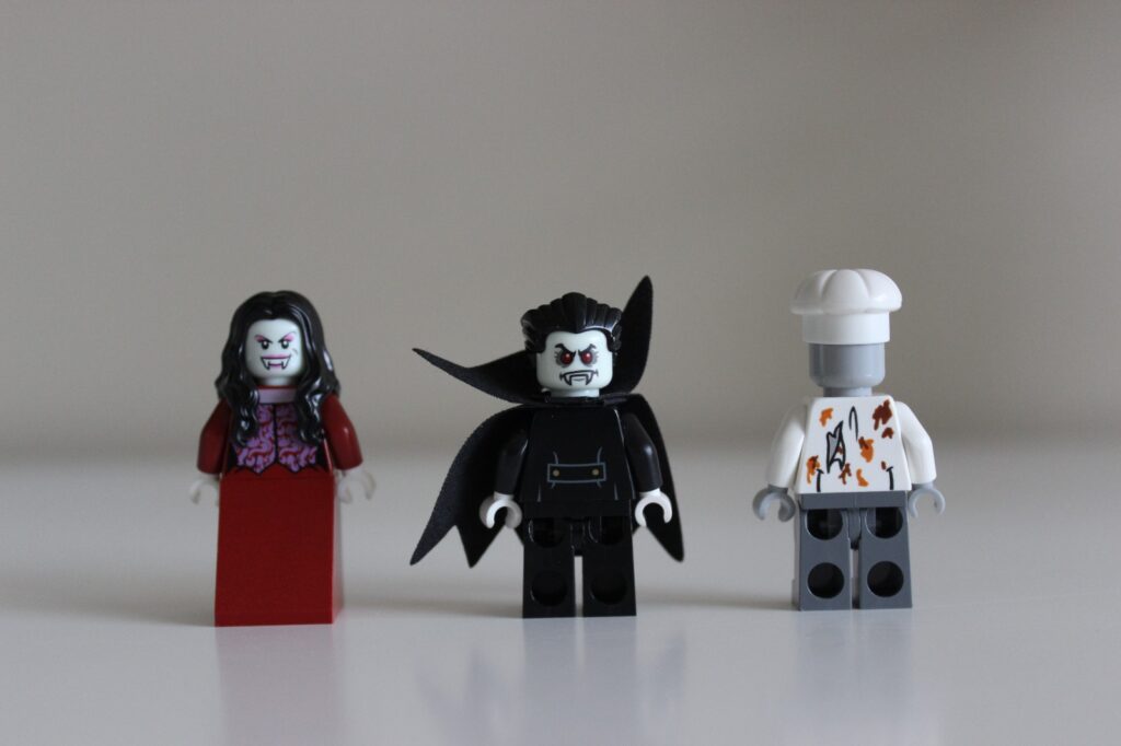 lego monster fighters 10228 haunted house (3)
