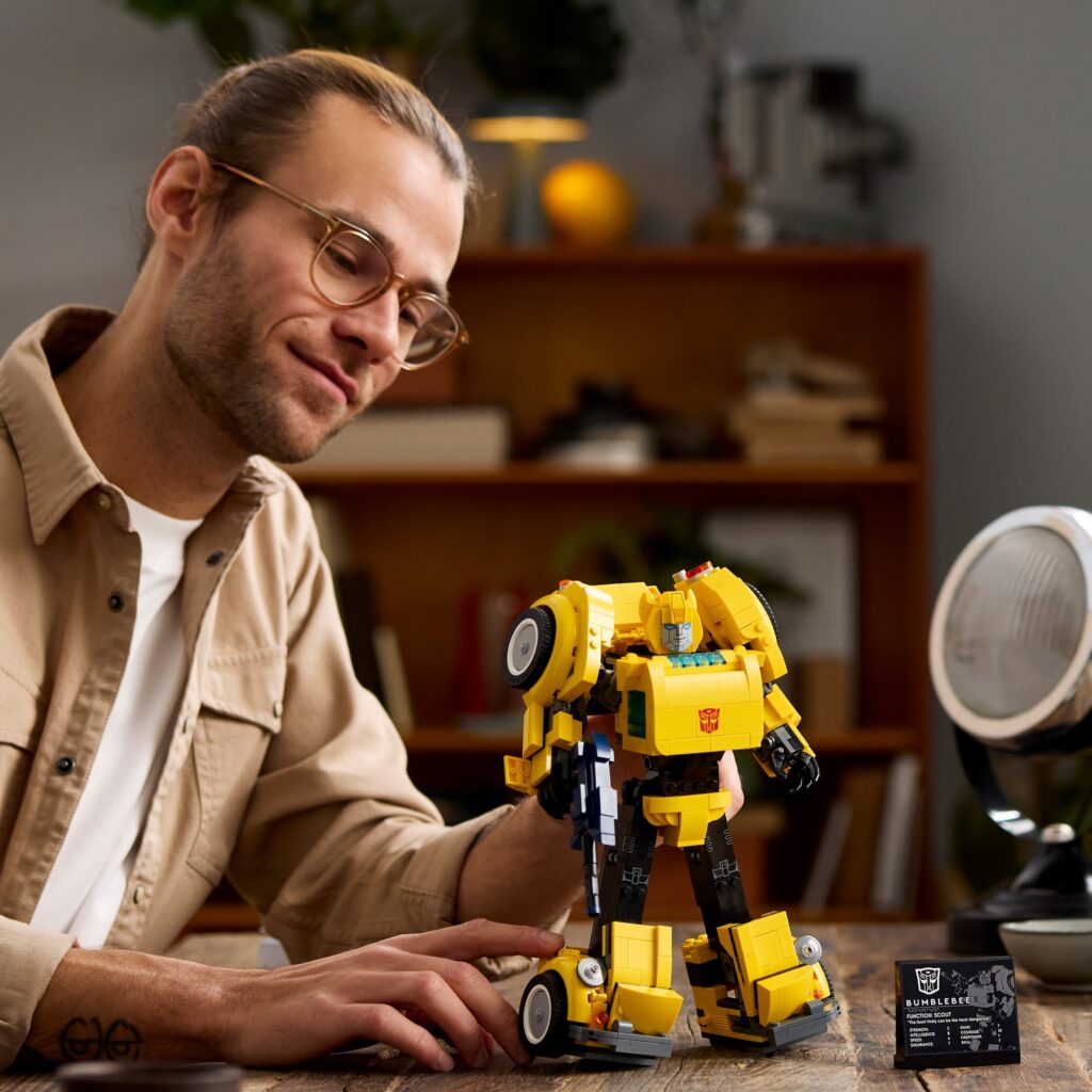 lego icons 10338 bumblebee (21)