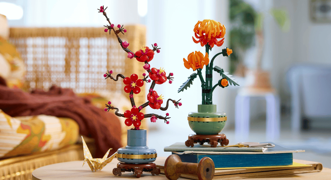 LEGO 10368 Chrysanthemum & 10369 Plum Blossom aangekondigd – pre-order beschikbaar
