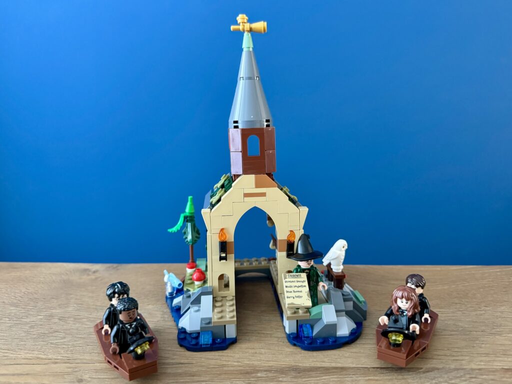 lego harry potter 76426 hogwarts castle boathouse00002