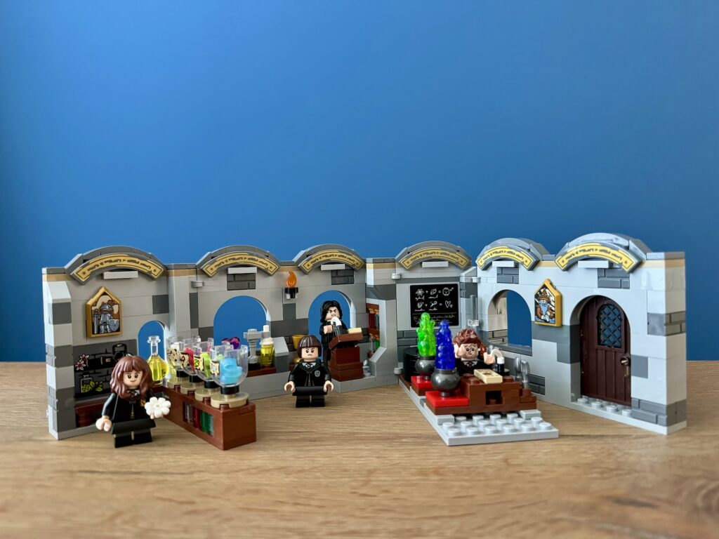 lego harry potter 76431 potions class00015