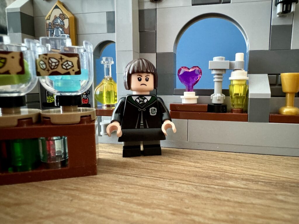 lego harry potter 76431 potions class00017