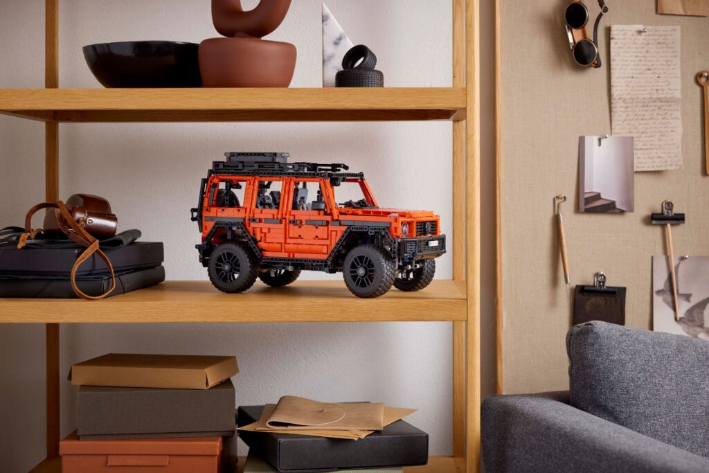 lego technic 42177 mercedes benz g 500 professional line (8)