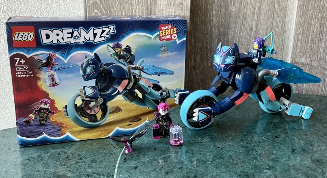 [Review] LEGO Dreamzzz 71479 Zoey’s Cat Motorcycle – op jacht naar de gestolen herinneringen!