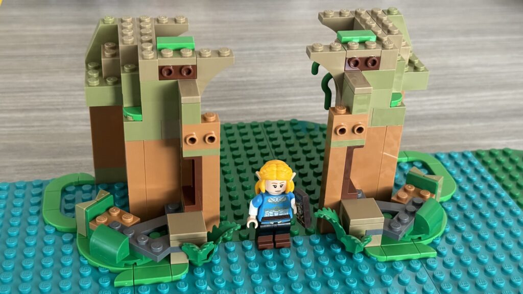 lego 77092 the legend of zelda great deku tree 2 in 1 11