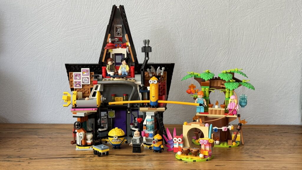 lego despicable me 4 75583 minions and gru's family mansion18