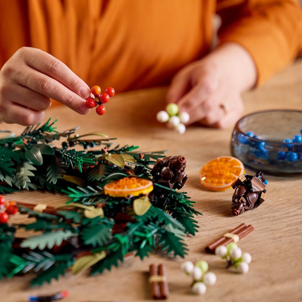 lego icons 10340 wreath (7)