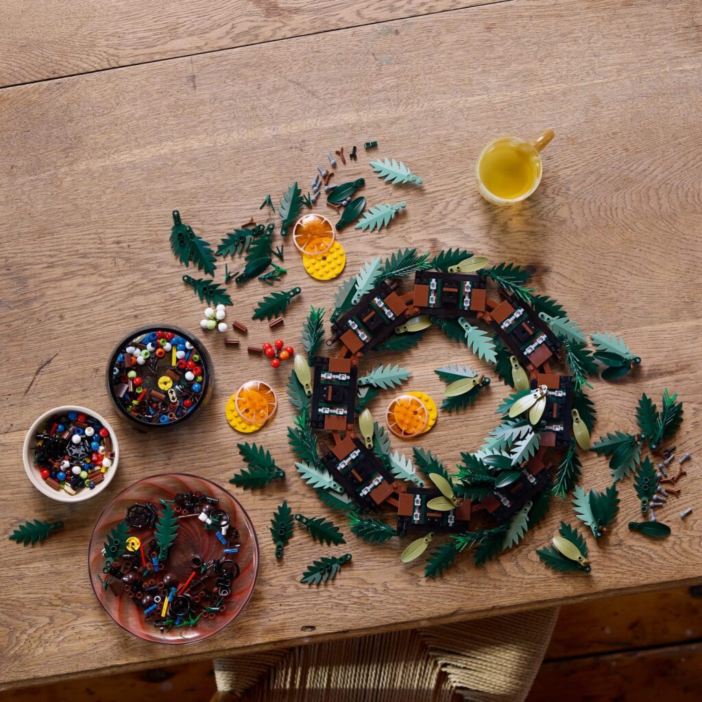 lego icons 10340 wreath (9)