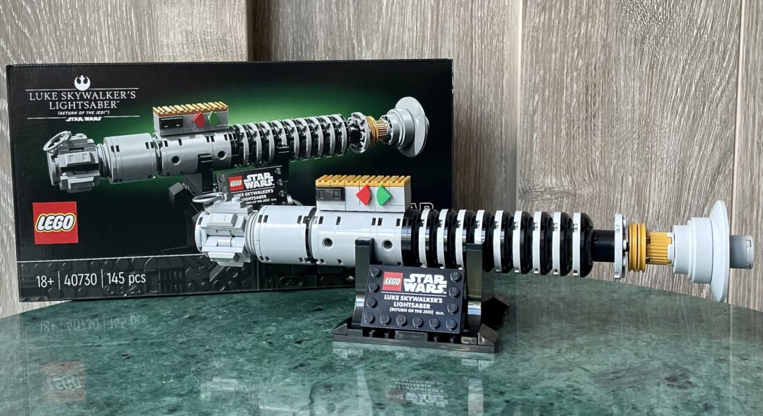 [Review] LEGO Star Wars 40730 Luke Skywalker’s Lightsaber – is de Force Strong?