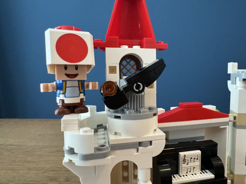 lego super mario 71435 battle with roy at peach's castle00020