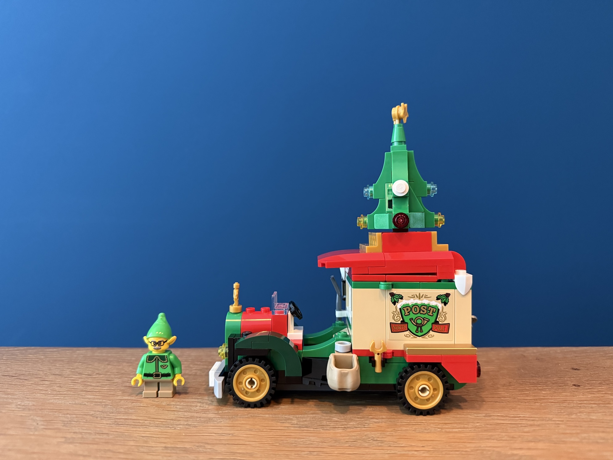 lego 40746 santa's delivery truck00014