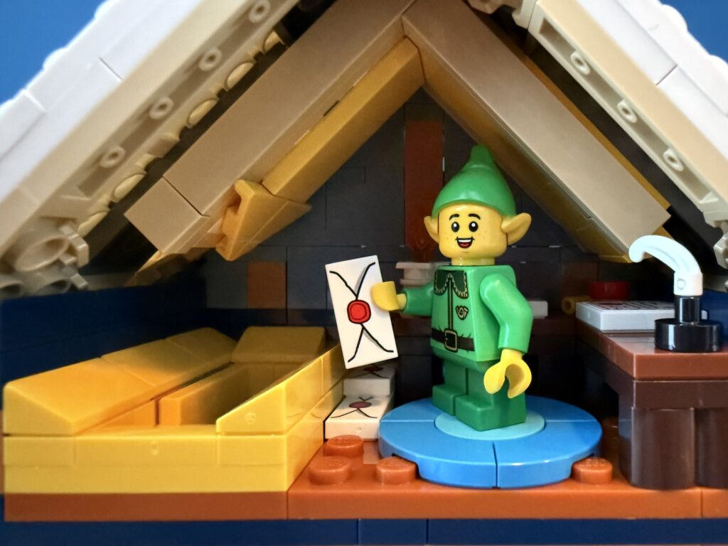 lego icons 10339 santa’s post office00032