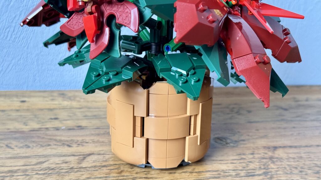 lego icons 10370 poinsettia5