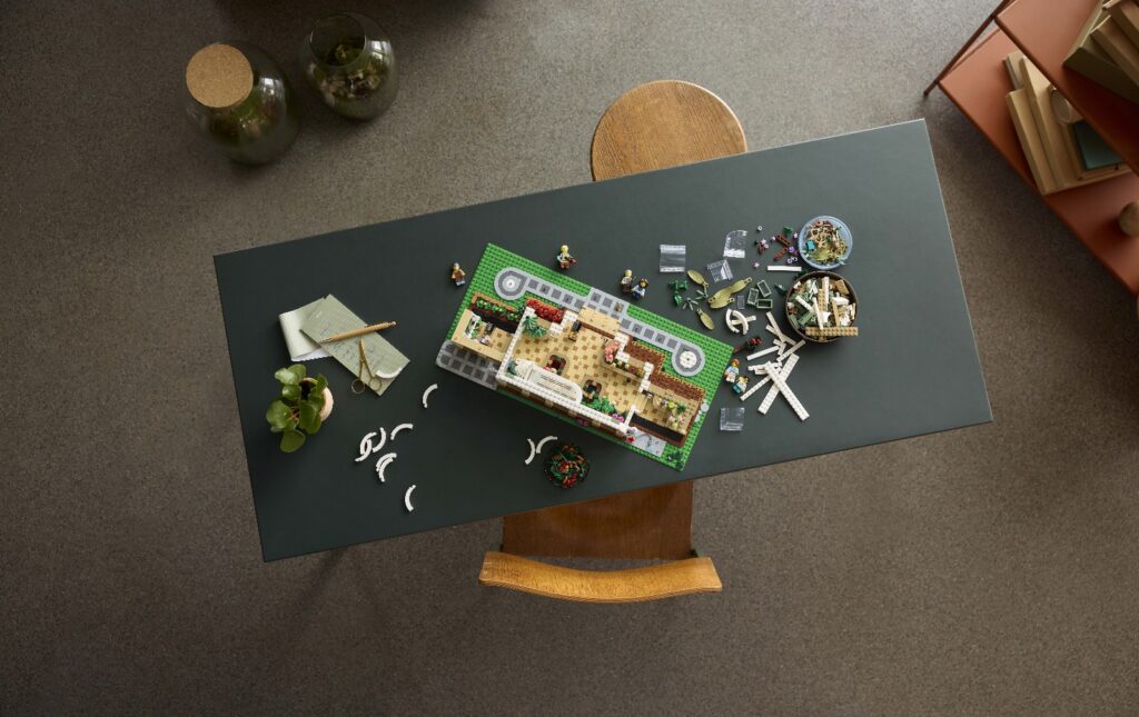 lego ideas 21353 botanical garden (19)