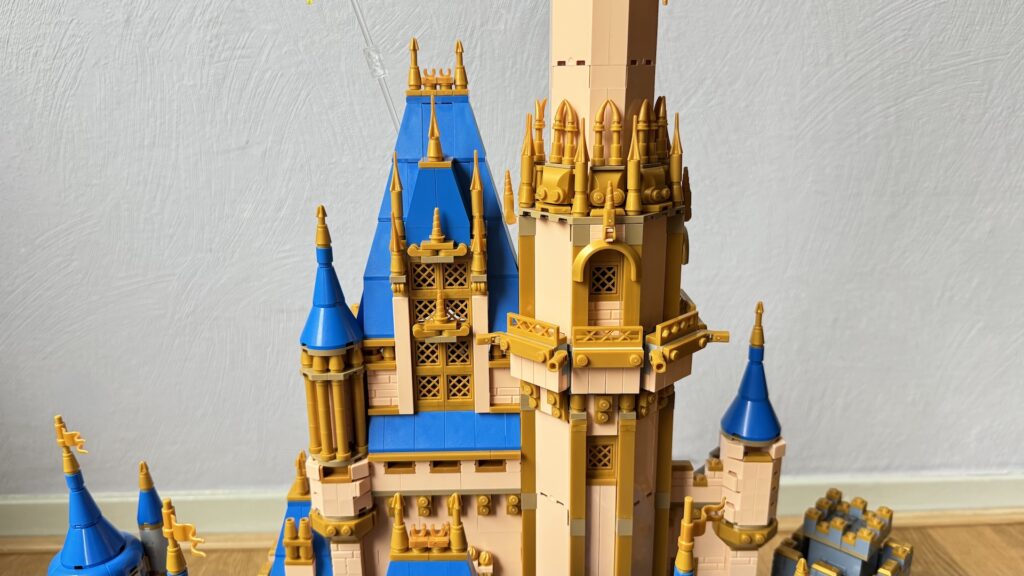 lego disney 43222 disney castle12