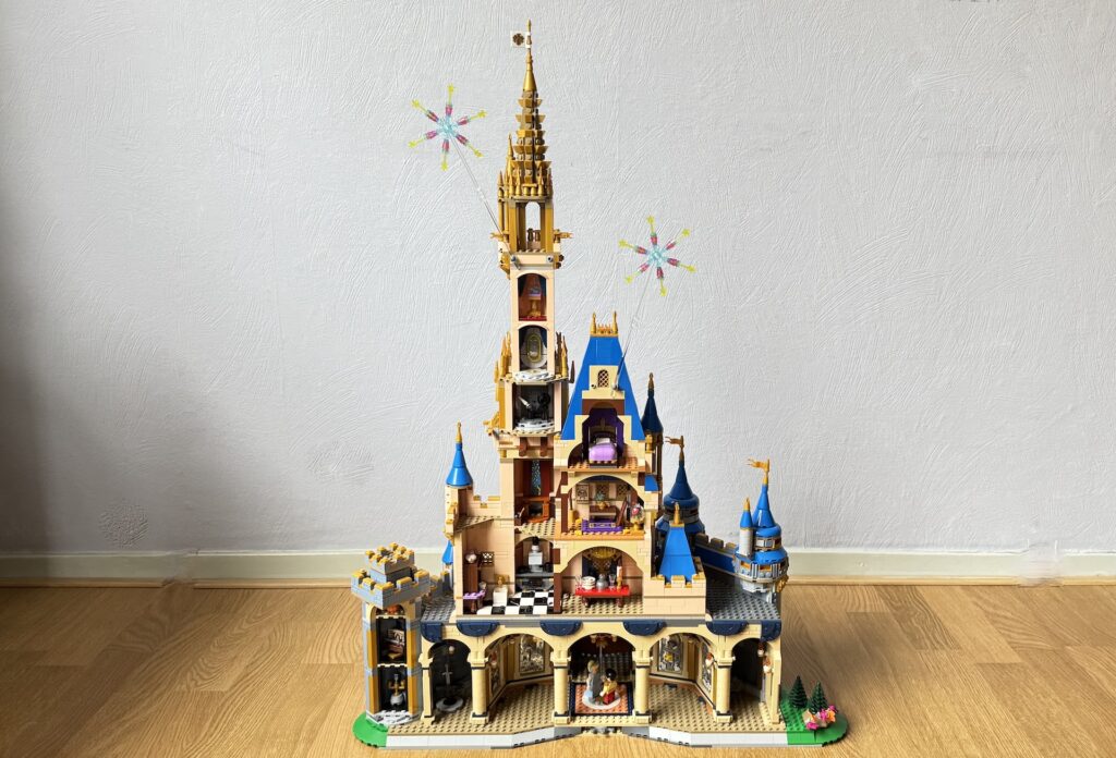 lego disney 43222 disney castle30