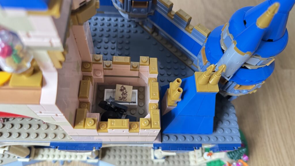 lego disney 43222 disney castle34