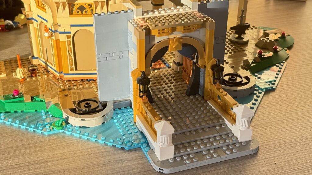 lego disney 43222 disney castle44