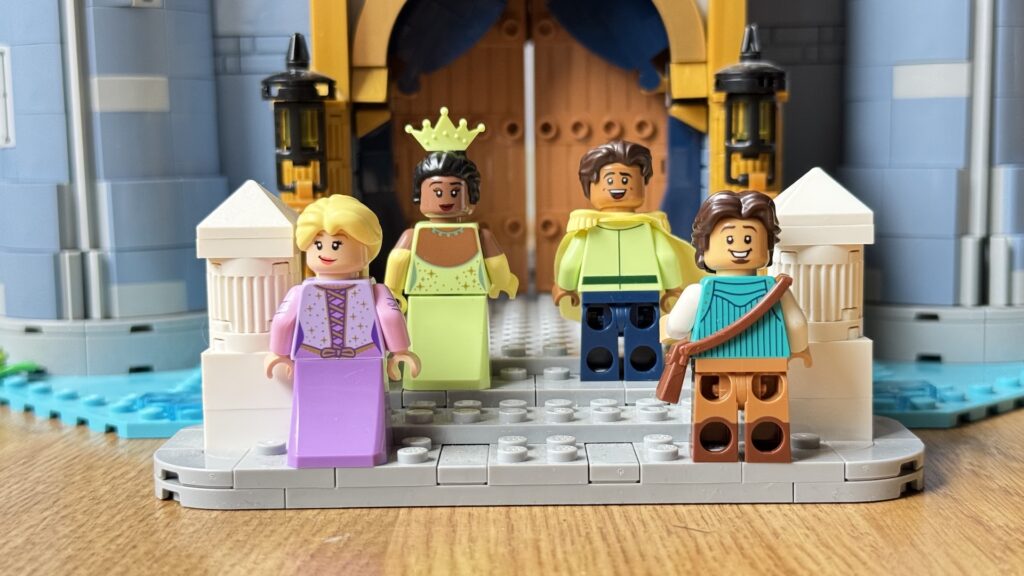 lego disney 43222 disney castle6