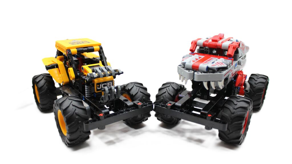 42200 thunderroarus + 42199 digatron monster jam 03