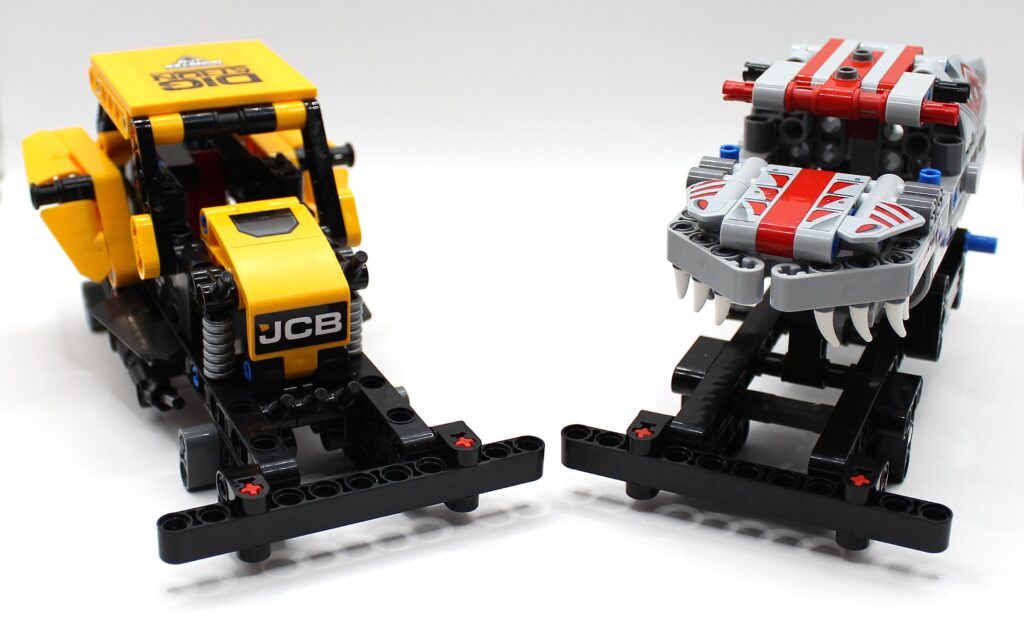 42200 thunderroarus + 42199 digatron monster jam 06