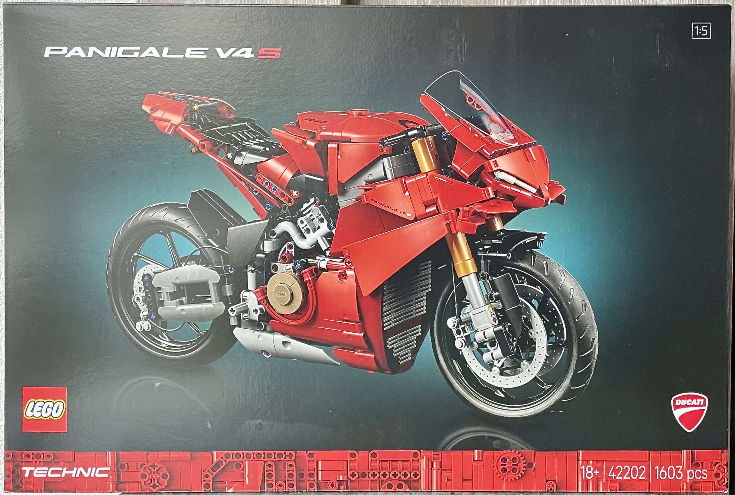 LEGO Technic 42202 Ducati Panigale V4 S Motorcycle