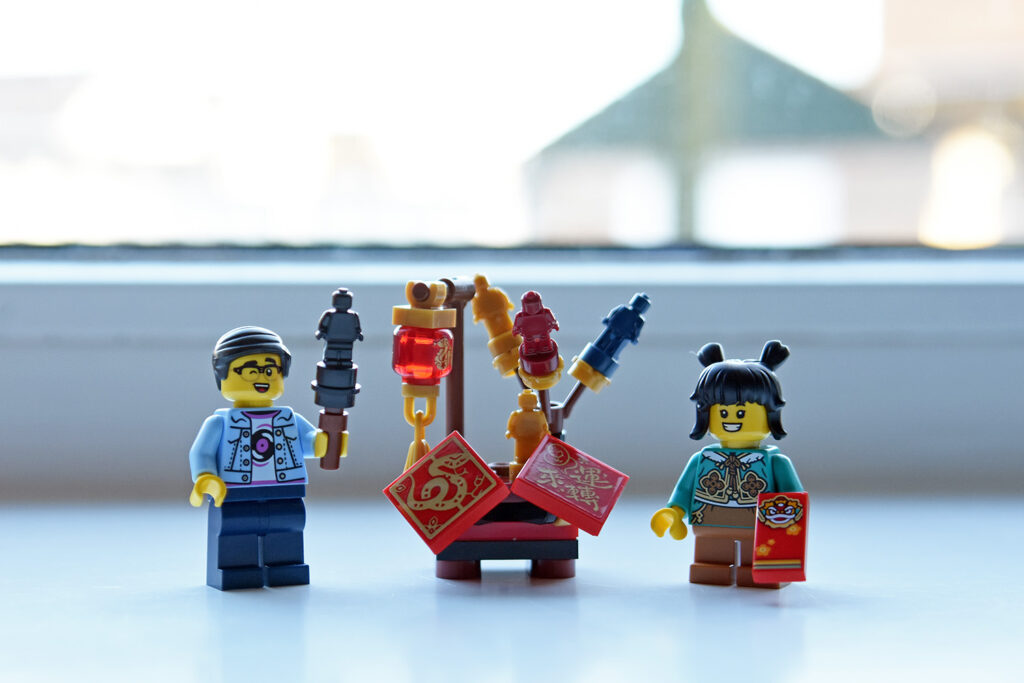 80116 lego trotting lantern (10)